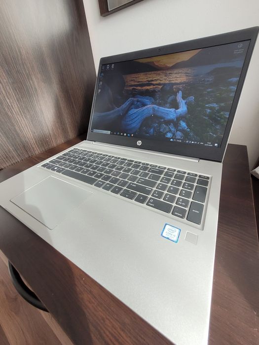 Impecabil Laptop HP ProBook i5 8265U CPU 16GB RAM Windows 10 nou 512gb