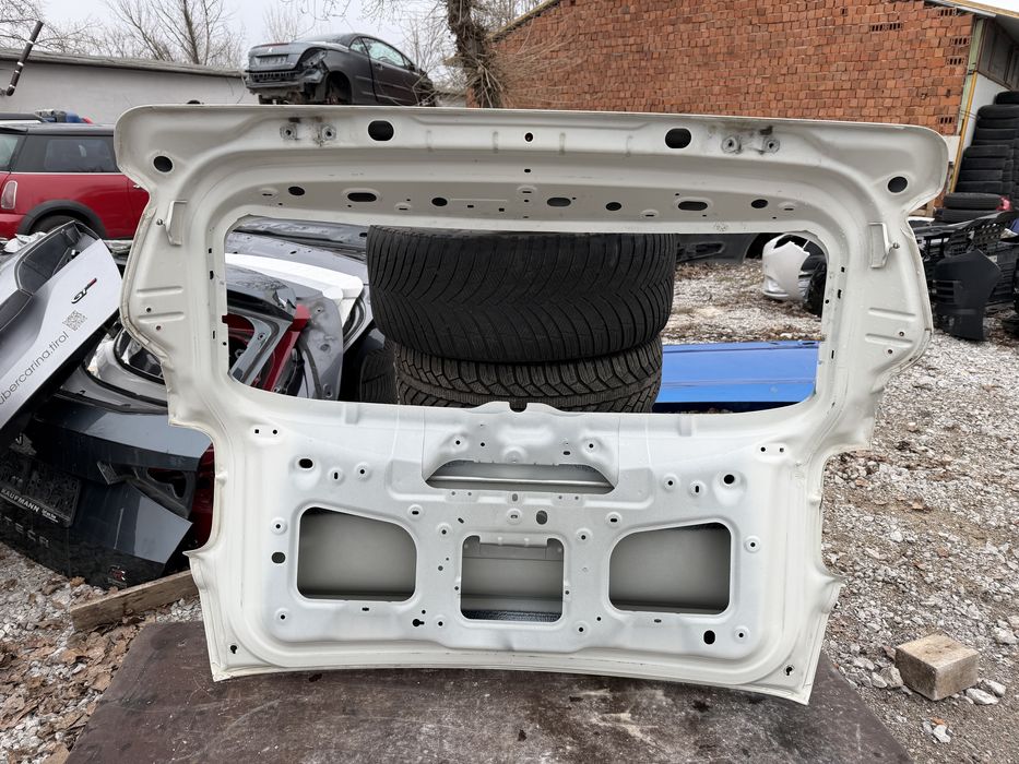 Капак Jeep Renegade