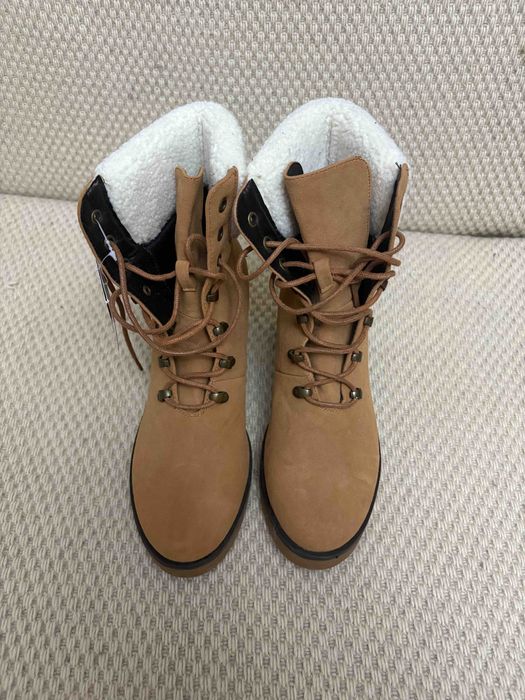 Боти високи нови