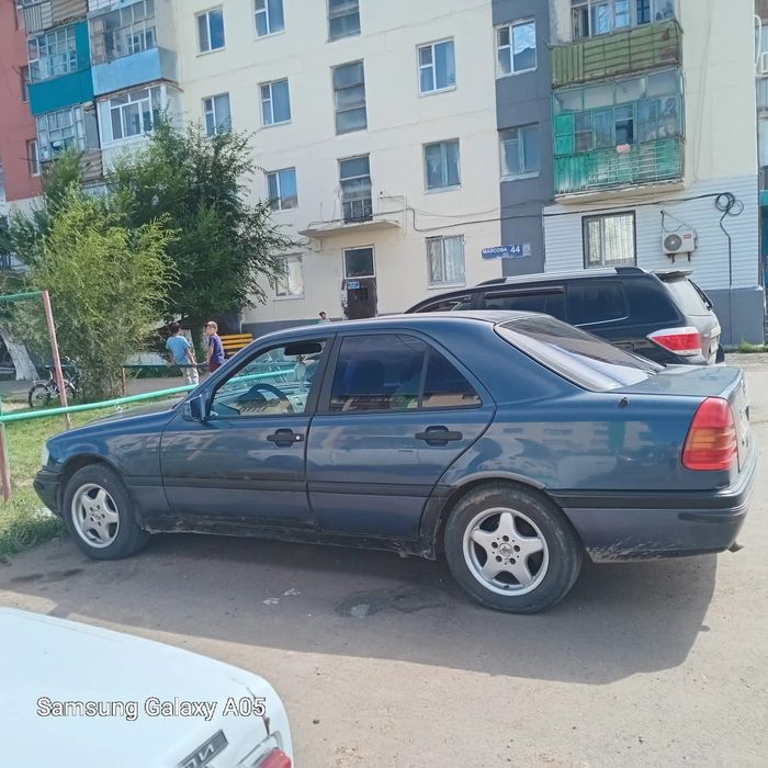 Продам машину Мерседес  С180