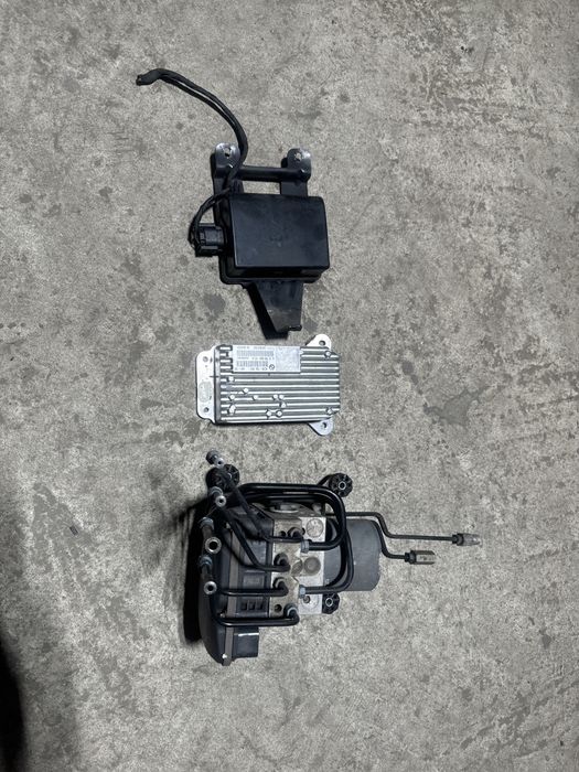 Modul Acc distronic sau tot kitul pt retrofit BMW F10 F11 F02...
