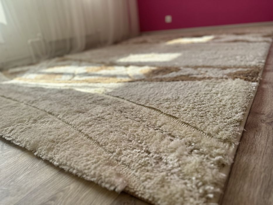 Продам ковер пушистый