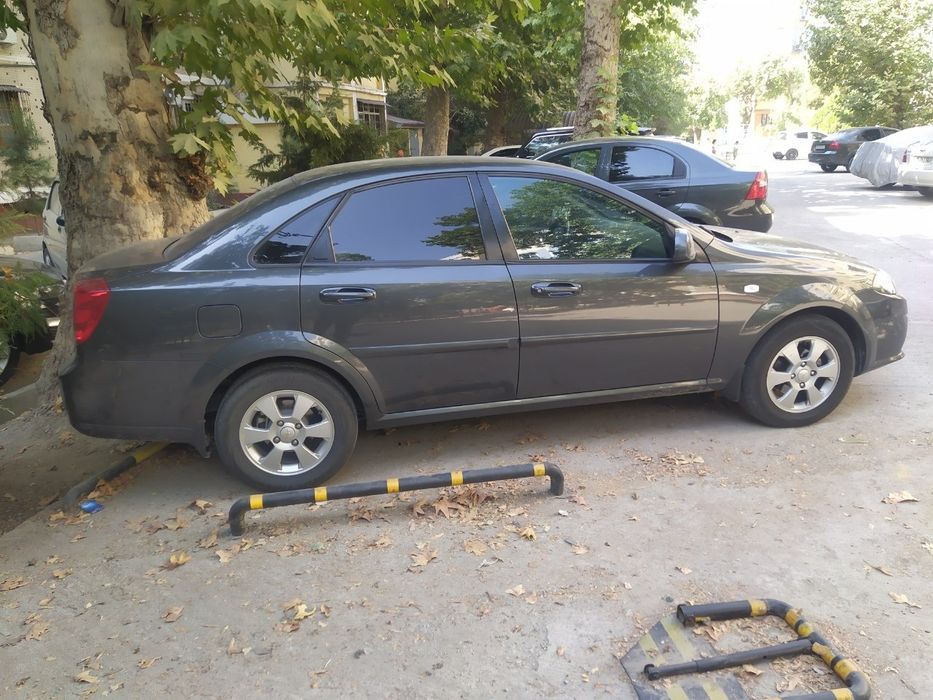 Mashina ideal xolatda