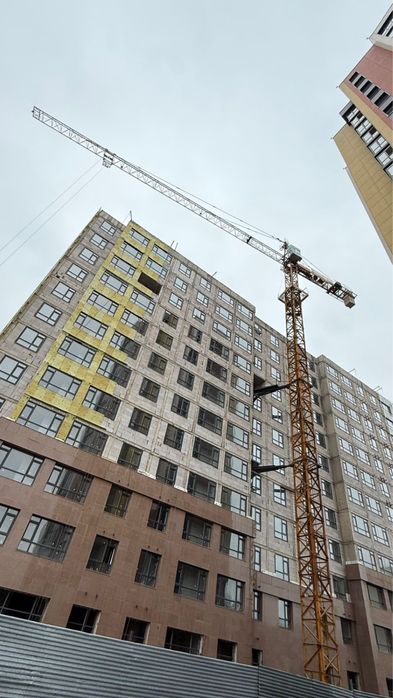 Сдам в аренду башенный кран дешево