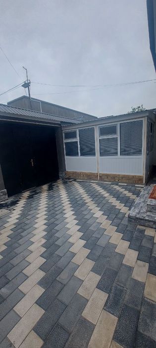 Uchastka Nazarbekda srochna sotiladi