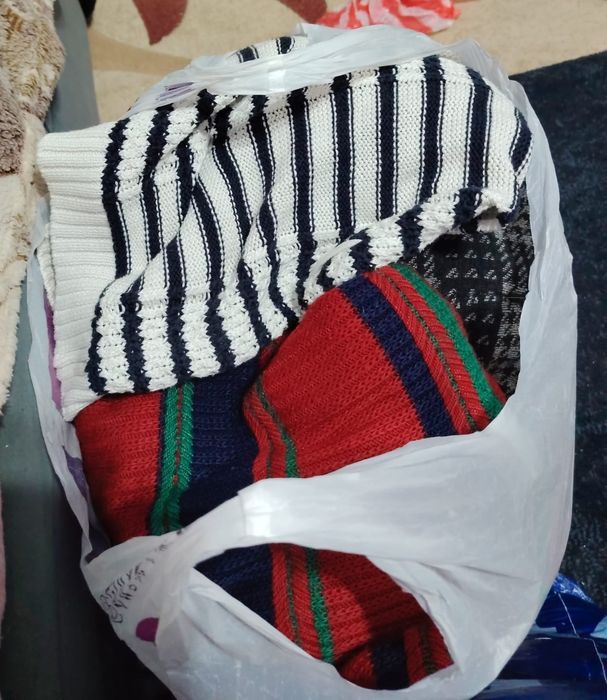 Отдается одежда даром