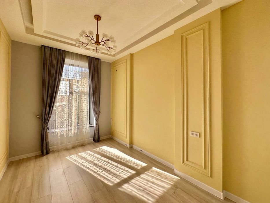 Продается 2х этажный евродом таунхаус в районе Дустлик в дол дороге