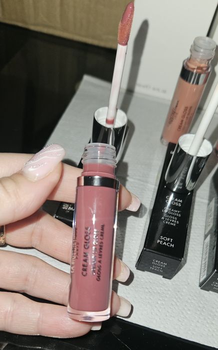 Rujuri Creamy Lip  Gloss   La Biosthetique Paris