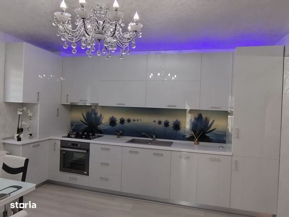 Apartament de vanzare 3 camere zona Eroilor — fotografia 1