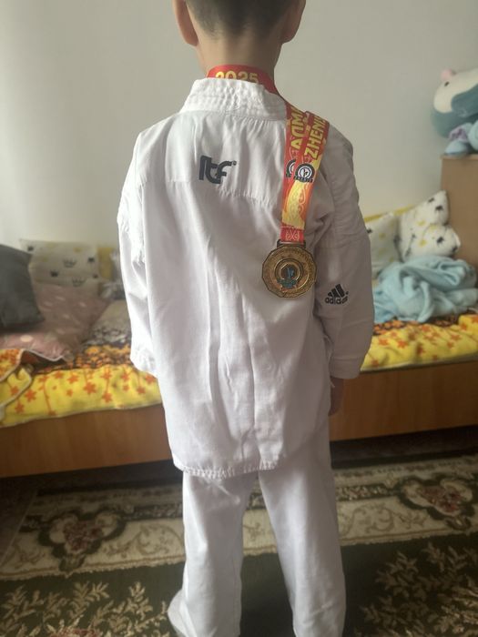 Продам кимоно на Тейквандо ИТФ