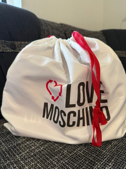 Оригинална дамска чанта Love Moschino