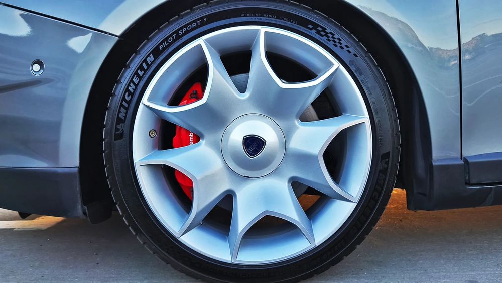 Lancia Delta 200+cp, turbina hibrid, frane EBC, Anvelope NOI, Arcuri Eibach, Euro5