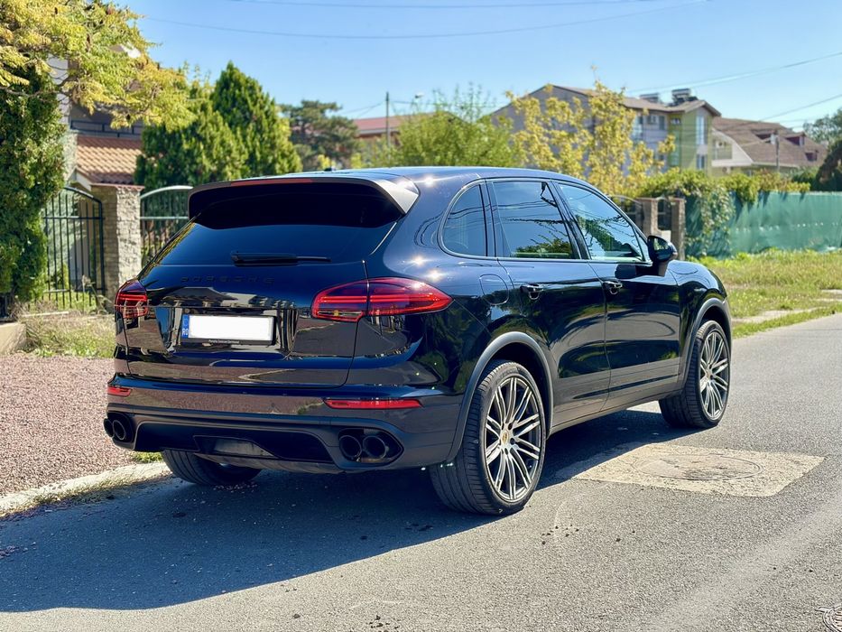 PORSCHE Cayenne 2017 — imagine 3