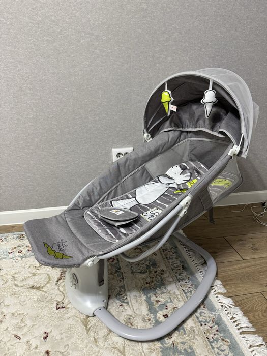 Продам новый детский шезлонг Mastela