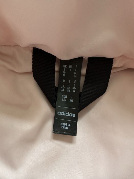 Куртка адидас новая