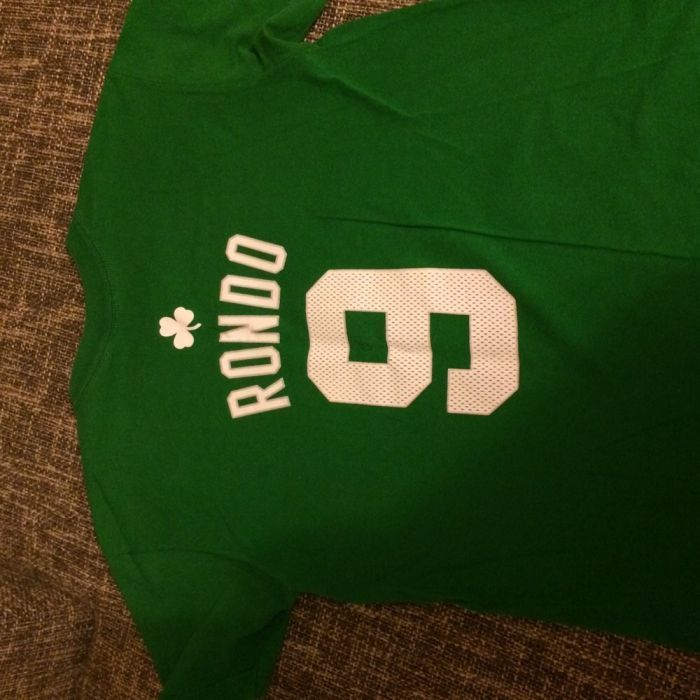 Продам футболку