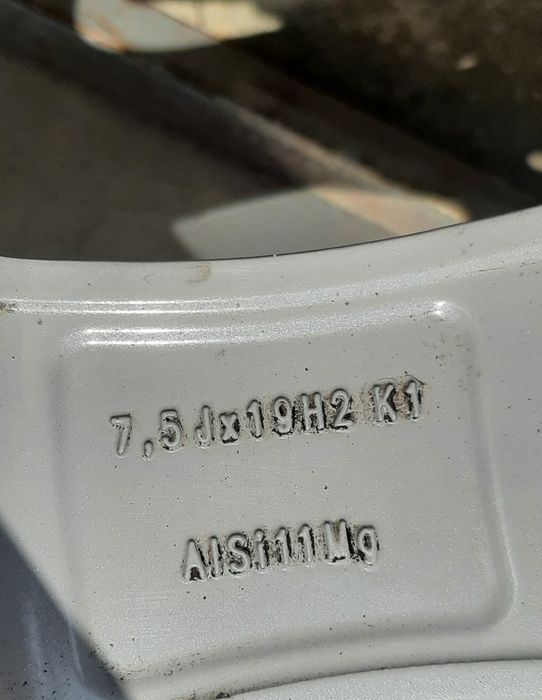 Vw Джанти BORBET с гуми 19"цола 5х112 Golf 6,7,8