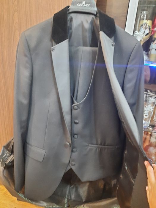 Costum de ginere NEGOCIABIL