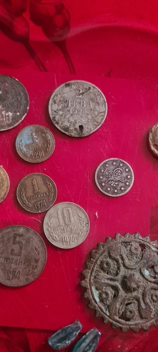 Монети и предмети