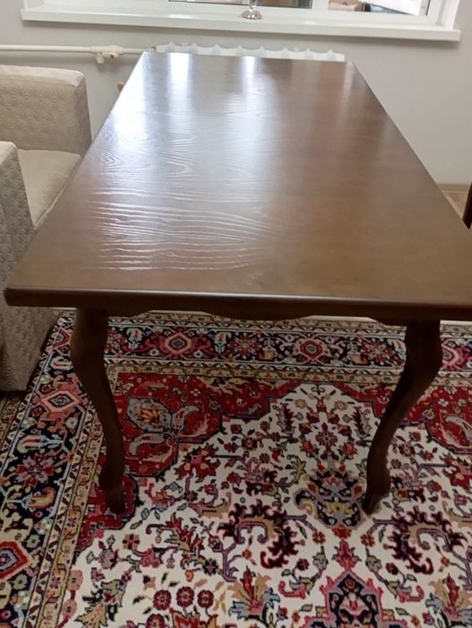 Мебель стол стулья. Продается стол и 6 стульев