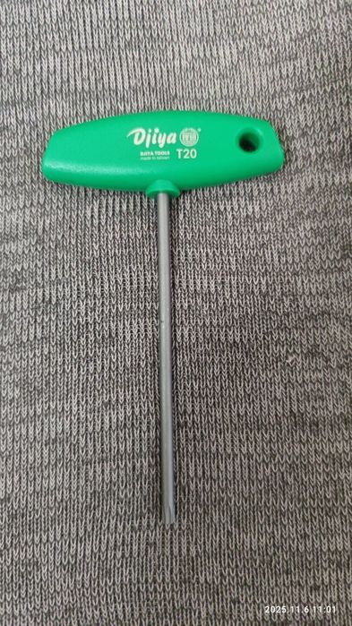 Защитные очки для слесарных работ