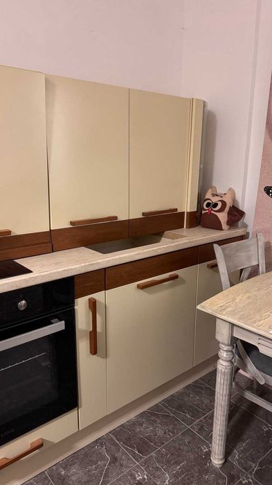 Кухненска композиция-мостра от магазин-разпродажба с -50%..225 см