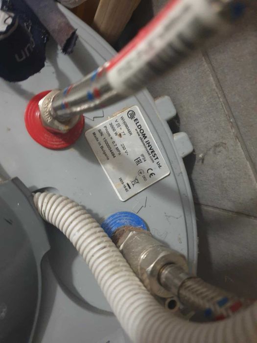 Бойлери 2 броя, TESY и Еldom