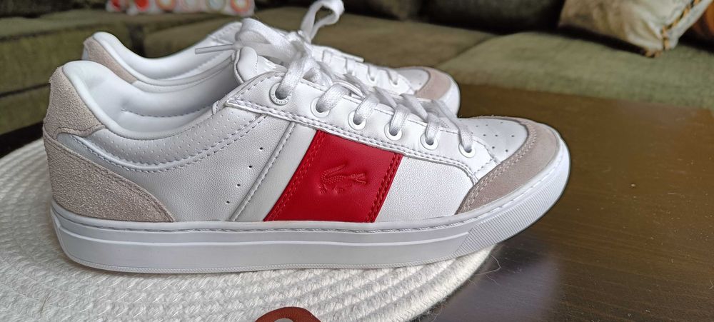 Маратонки Lacoste 39