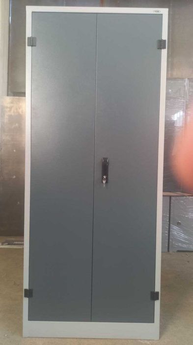 Шкаф металлический ShKF180/80/40UZMM со специальным замком