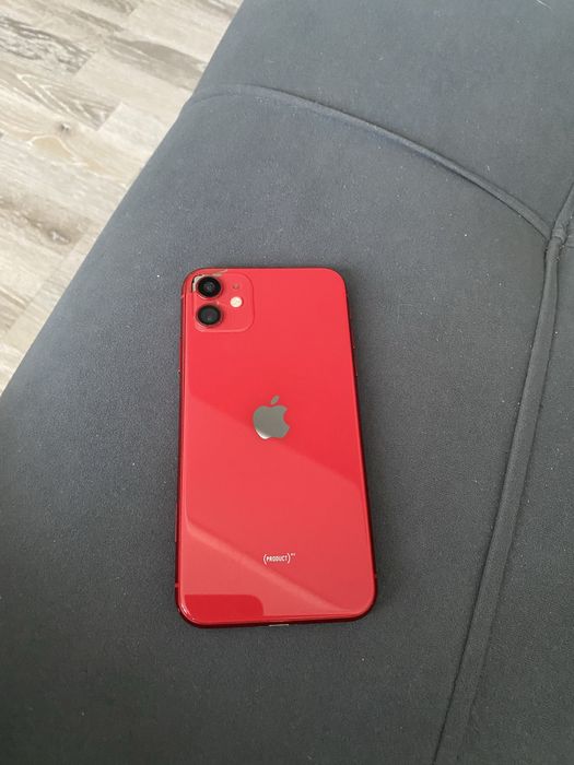 Продам iPhone 11 Red 128