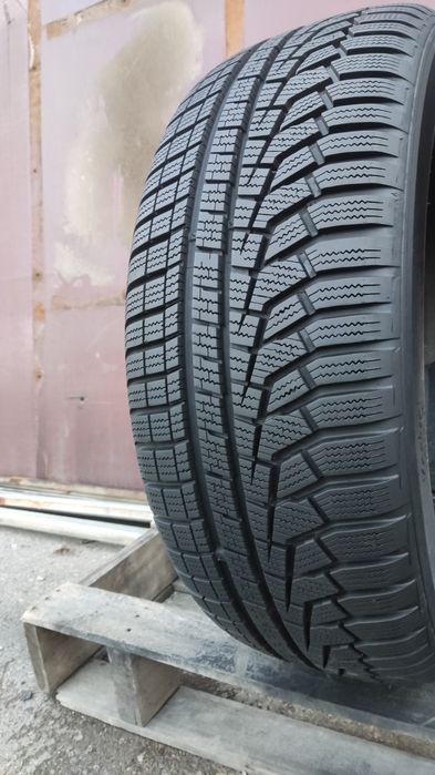 1брой. зимна гума 225/55/18 Hankook Winter Icept Evo2, SUV
dot22