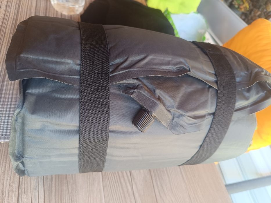 Надуваем къмпинг матрак