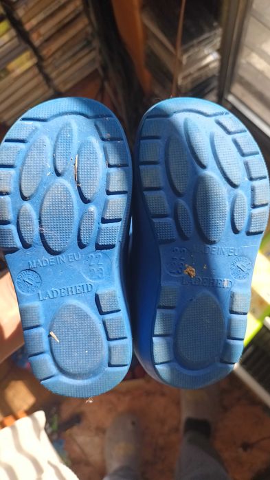 Детски гумени ботуши  " Жабки " сини номер 22-23 с чорапки