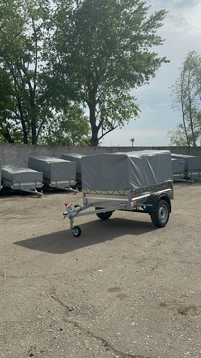 Прицеп  легковой спутник