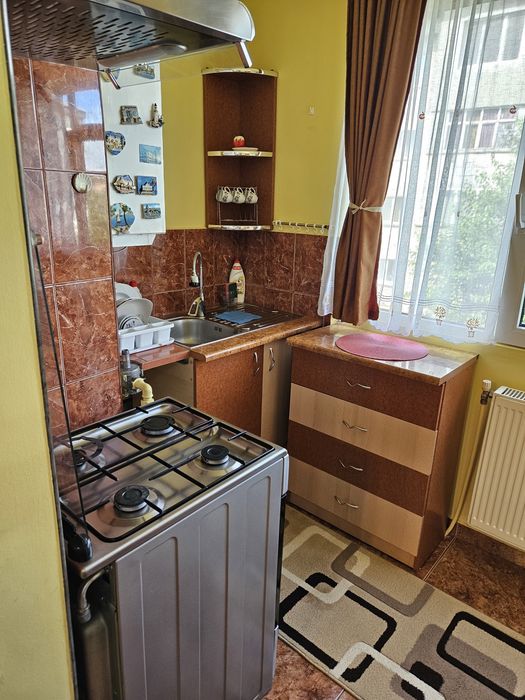 Apartament 2 camere de închiriat, strada Mărășești, aproape de Lidl