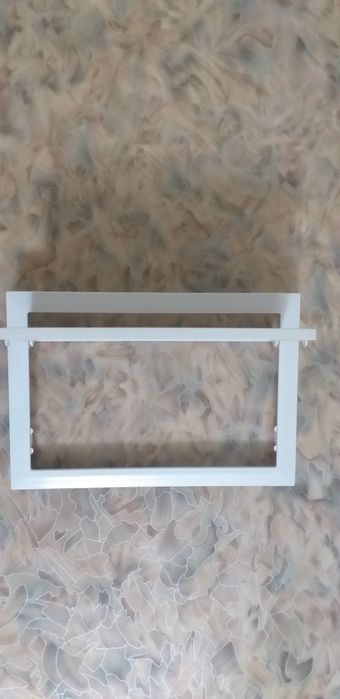 Пластиковые дверцы для пластиковых труб