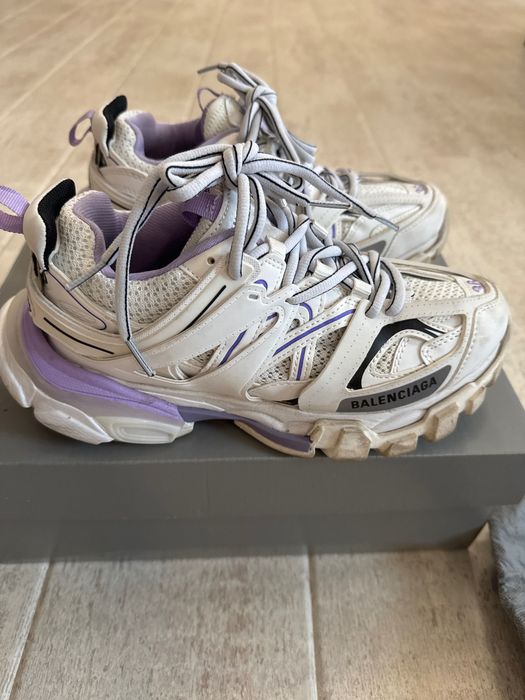 Balenciaga track