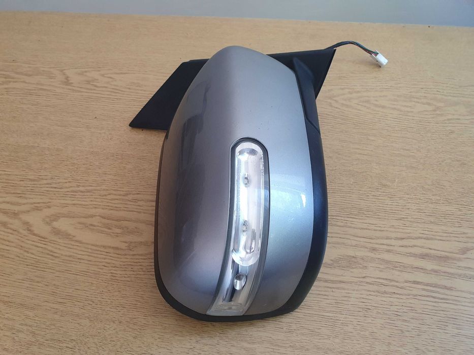 Дясно oгледало Mazda CX-7