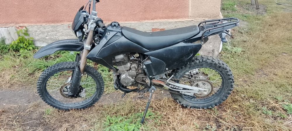 Продам эндуро 250