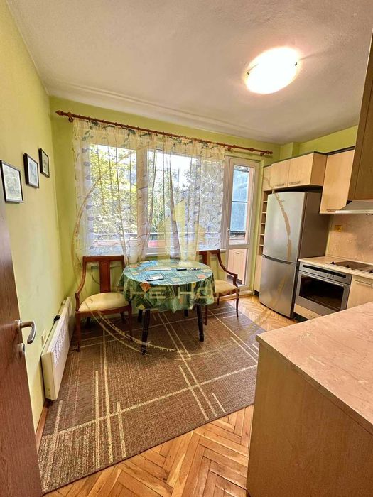 Дава се под наем Тристаен апартамент в с. Чайка, Област Варна - 70 кв.м за 475 € - Снимка #3