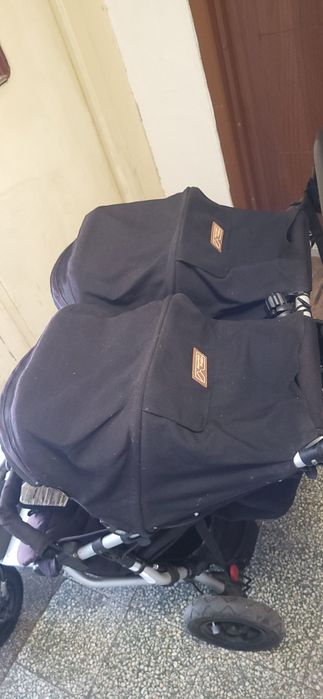 Количка за близнаци - Mountain buggy duet