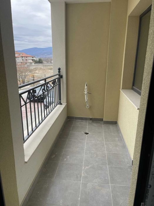 Продава се Тристаен апартамент в Пловдив, Остромила - 95 кв.м за 1790 €/кв.м - Снимка #10