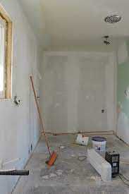 Шпакловка и боядисване