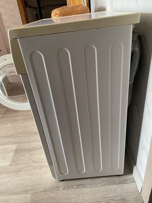 Продам стиральную машину