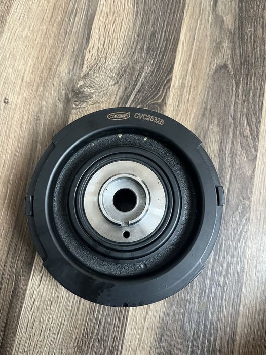 Fulie bmw corteco nouă