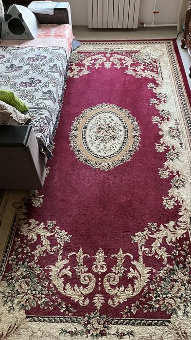 Ковер для дома (красный)