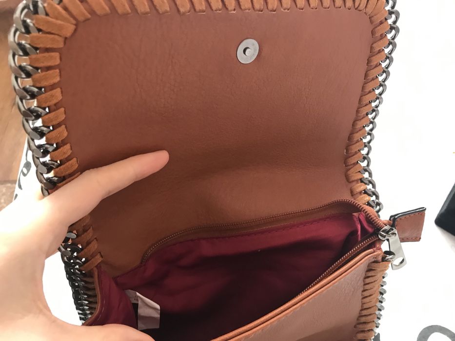 Кафява малка чанта без дръжка