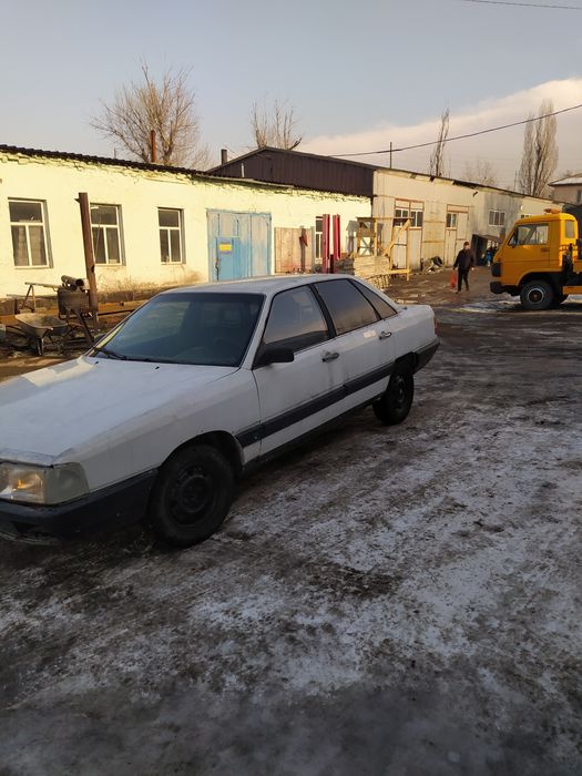 Продам Ауди 100 с3 1.8