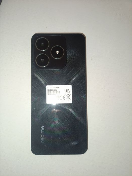 Realme C .. .. .  6 1