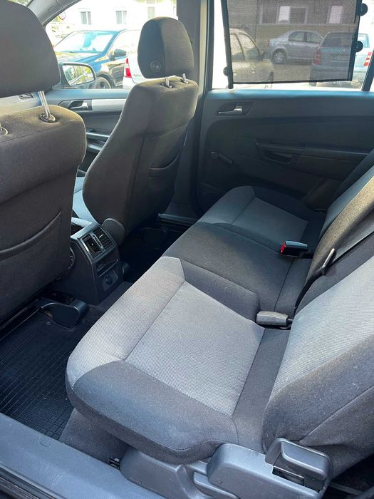 Opel Zafira b 7 locuri